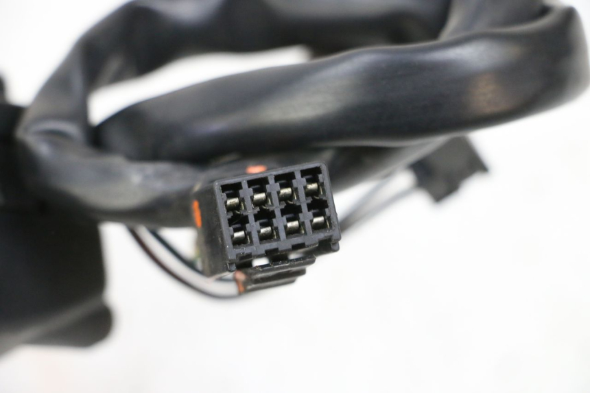 photo de RIGHT SWITCH SUZUKI GSXR GSX-R 1000 (2003 - 2004) - Checked used part