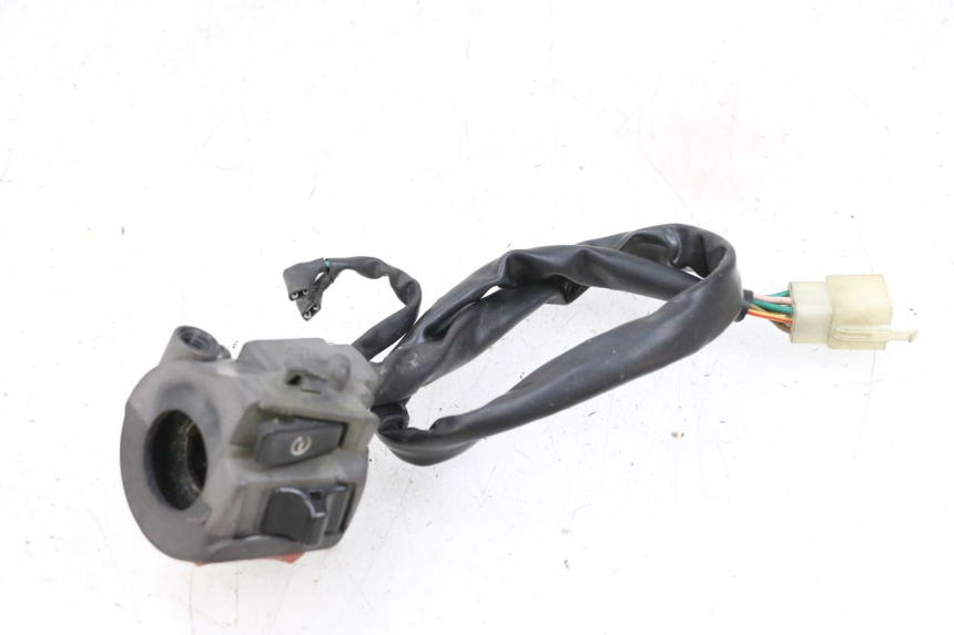 photo de RIGHT SWITCH JM MOTORS GTS 125 (2015 - 2019) - Alternative perspective