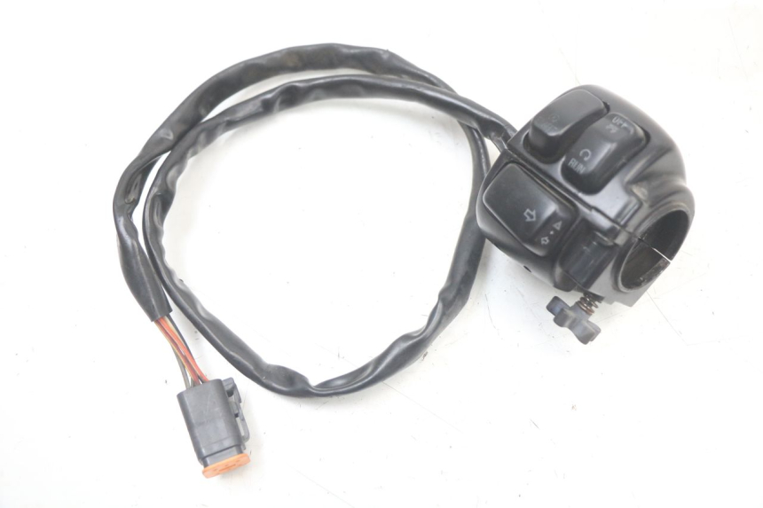 photo de RIGHT SWITCH HARLEY DAVIDSON SPORTSTER XL CUSTOM 883 (1999 - 2006)