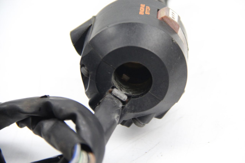 photo de RIGHT SWITCH HONDA CBR F SC21 1000 (1986 - 1992)