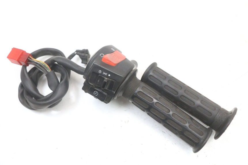 photo de RIGHT HANDLEBAR SWITCH HONDA NTV DEAUVILLE 650 (1998 - 2001)