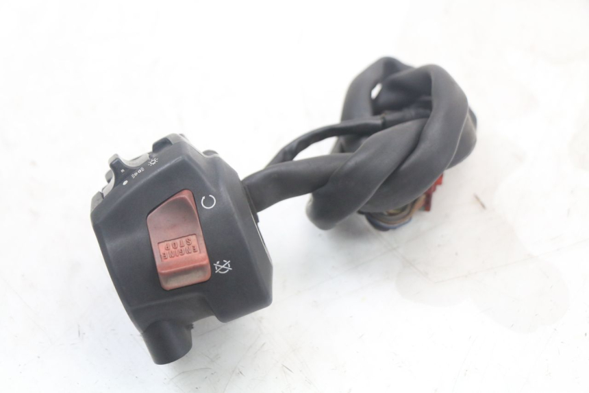 photo de RIGHT HANDLEBAR SWITCH HONDA NTV DEAUVILLE 650 (1998 - 2001)