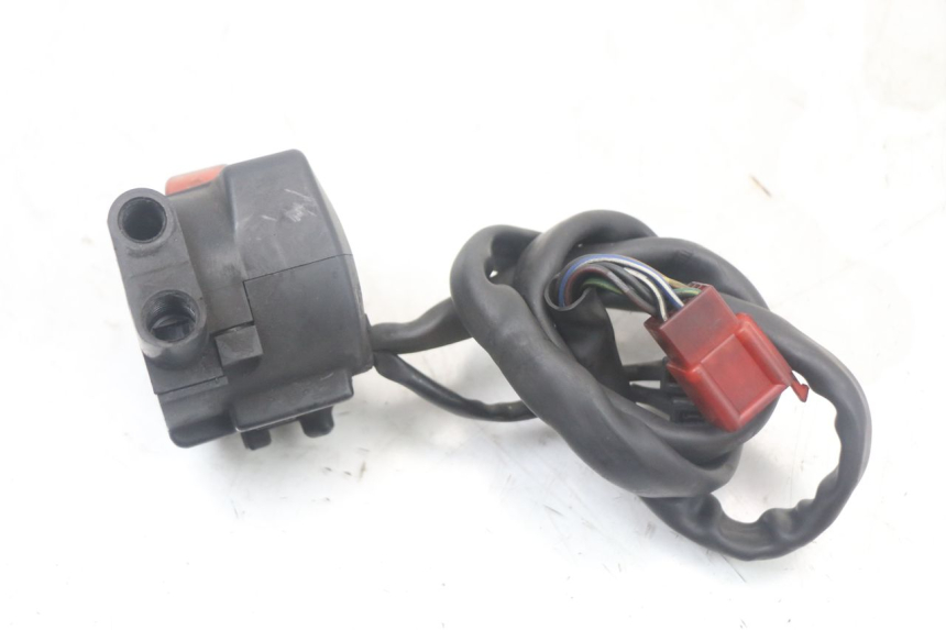 photo de RIGHT HANDLEBAR SWITCH HONDA NTV DEAUVILLE 650 (1998 - 2001)