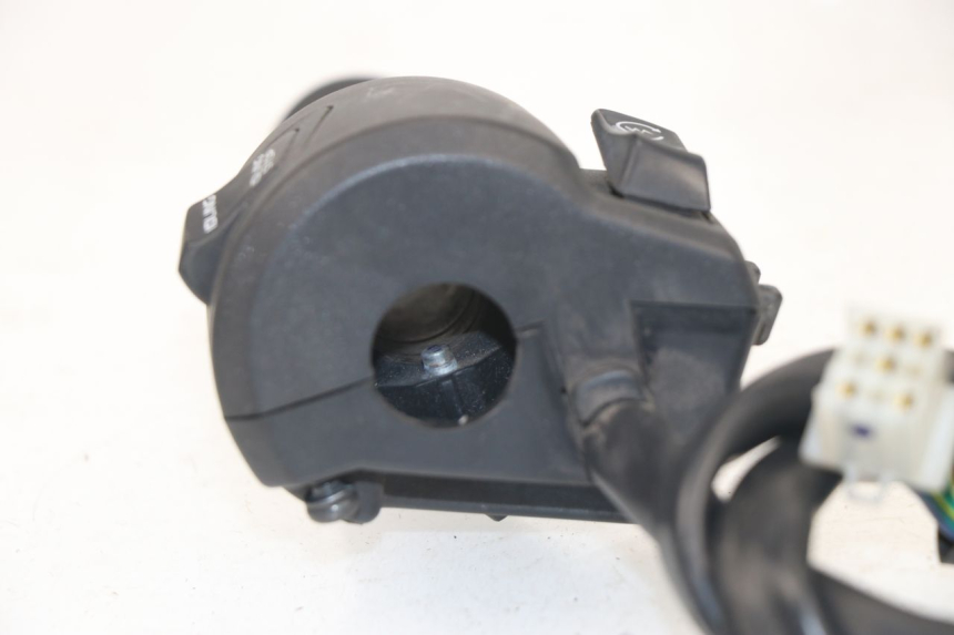 photo de RIGHT SWITCH HONDA PCX (JF28) 125 (2009 - 2011)