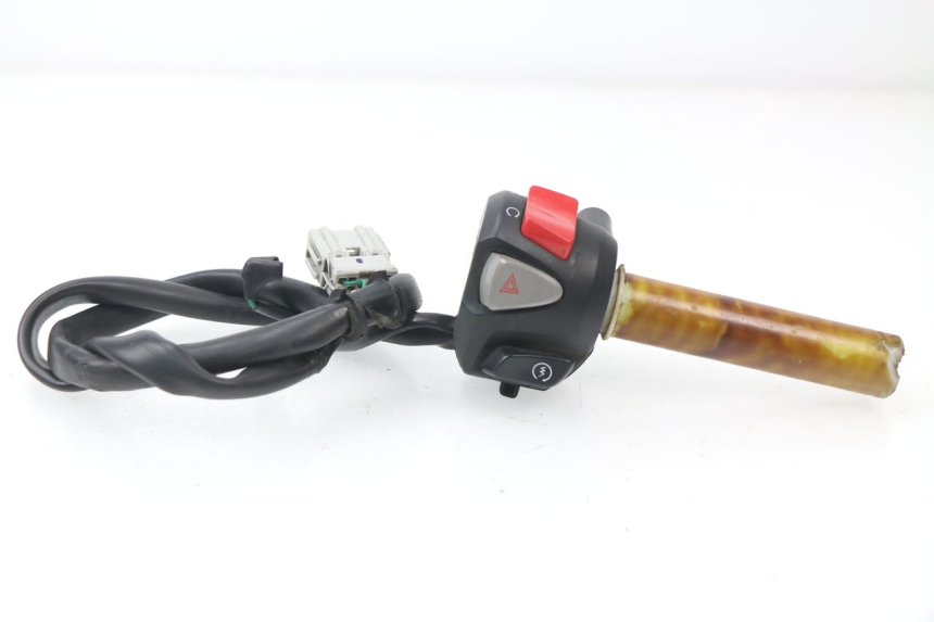photo de RIGHT SWITCH HONDA VFR F 1200 (2010 - 2015)