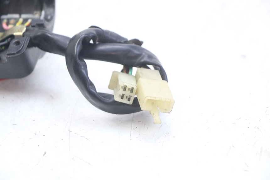 photo de RIGHT SWITCH KEEWAY HURRICANE 50 (2006 - 2019)