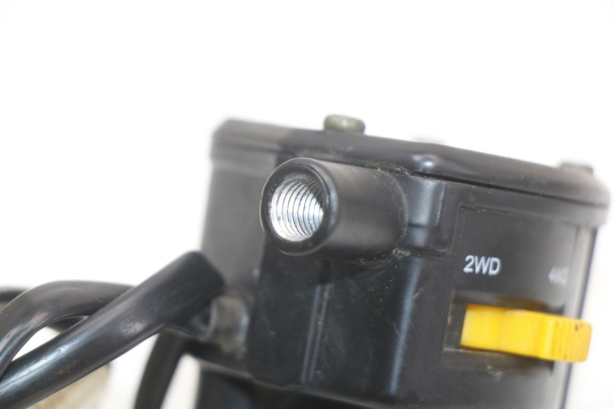 photo de RIGHT SWITCH HYTRACK HY S 4X4 410 (2013 - 2016)