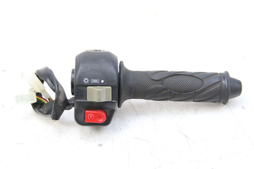 photo de RIGHT HANDLEBAR SWITCH IMF INDUSTRIE PACH 4T 50 (2009 - 2018)