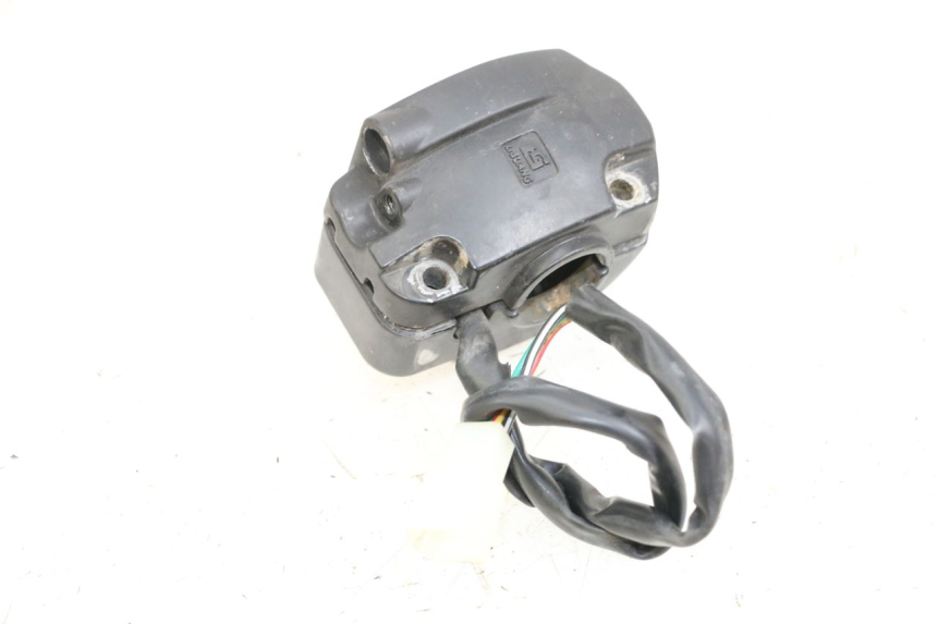 photo de RIGHT HANDLEBAR SWITCH IMF INDUSTRIE PACH 4T 50 (2009 - 2018)