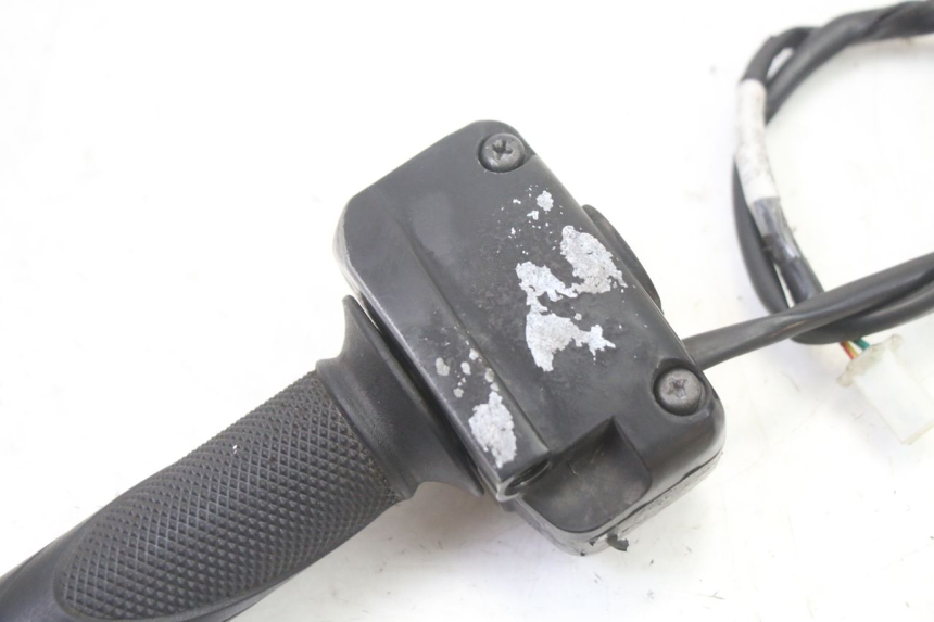 photo de RIGHT HANDLEBAR SWITCH SYM JET 14 4T 50 (2018 - 2022)
