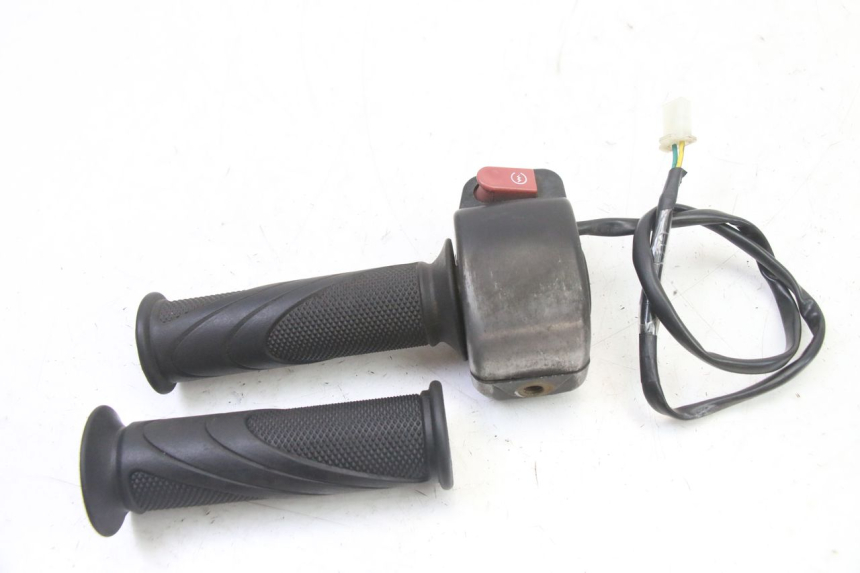 photo de RIGHT HANDLEBAR SWITCH SYM JET 14 4T 50 (2018 - 2022)