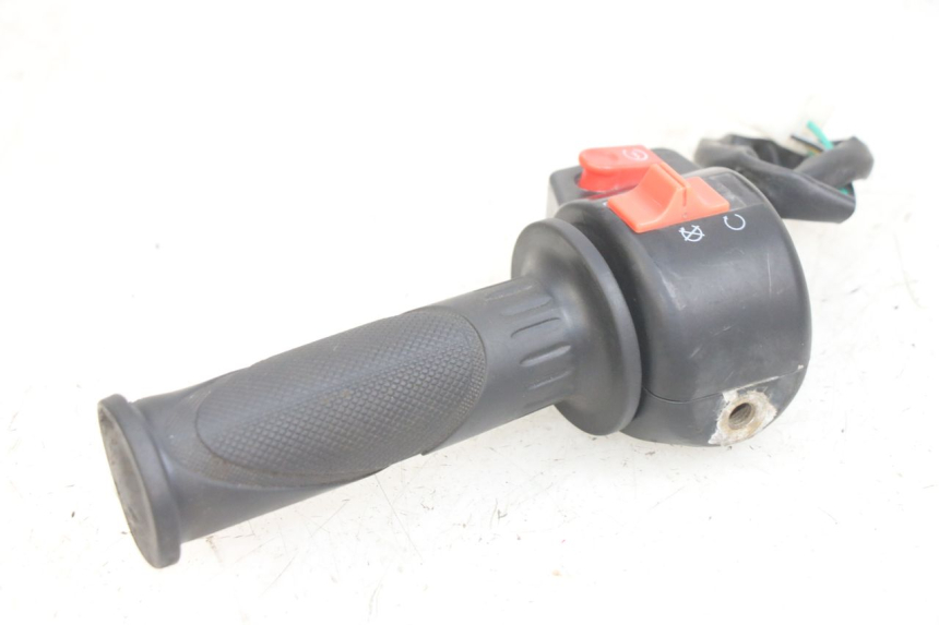 photo de RIGHT HANDLEBAR SWITCH JM MOTORS EVOLIS 4T 50 (2018 - 2022)