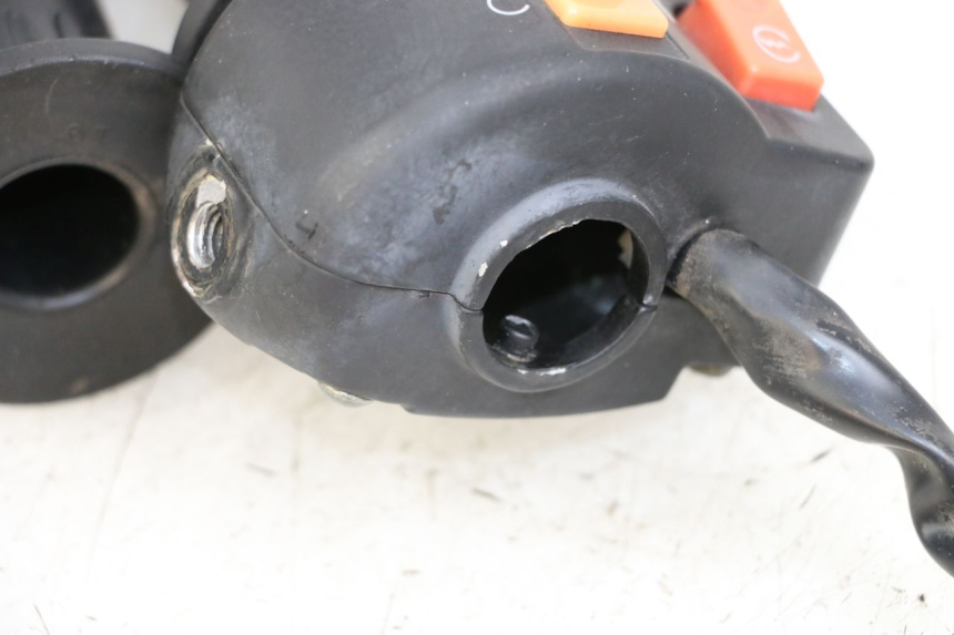 photo de RIGHT HANDLEBAR SWITCH JM MOTORS EVOLIS 4T 50 (2018 - 2022)