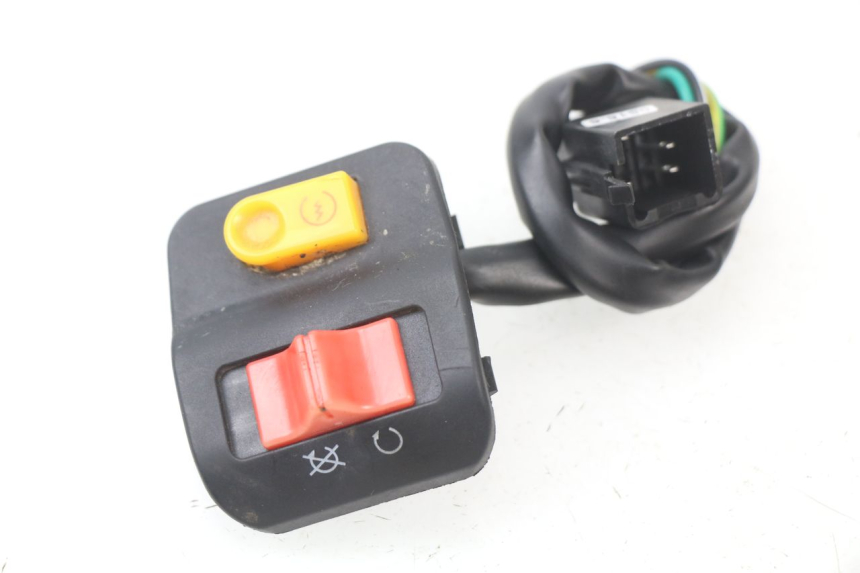 photo de RIGHT HANDLEBAR SWITCH JM MOTORS SANTANA 50 (2014 - 2020)