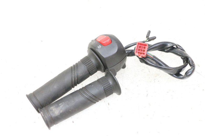 photo de RIGHT SWITCH SYM JOYMAX 125 (2010 - 2017)