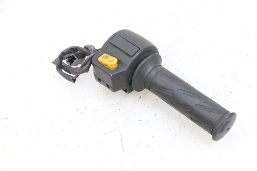 photo de RIGHT HANDLEBAR SWITCH PEUGEOT KISBEE 4T 50 (2010 - 2017) - Main view