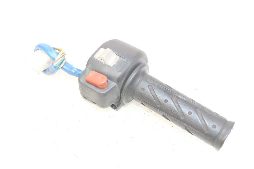 photo de RIGHT HANDLEBAR SWITCH KYMCO AGILITY 4T 50 (2005 - 2018)