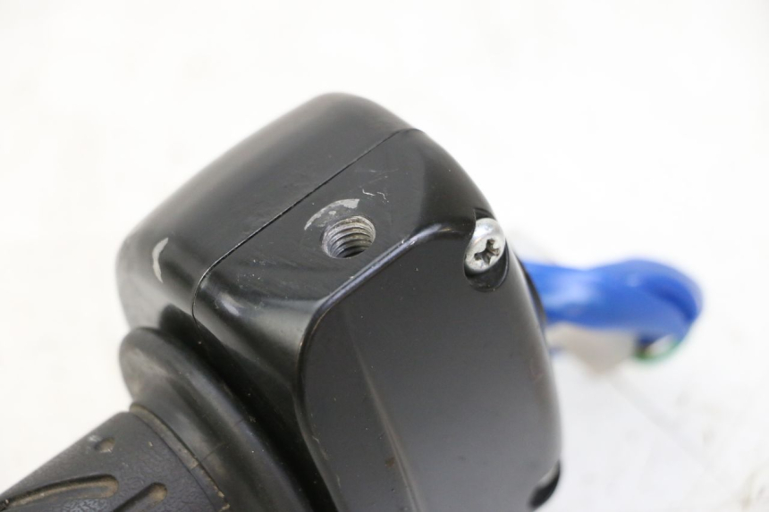 photo de RIGHT HANDLEBAR SWITCH KYMCO AGILITY 4T 50 (2018 - 2022)
