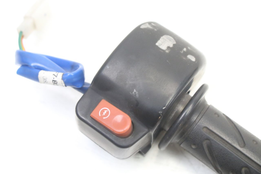 photo de RIGHT HANDLEBAR SWITCH KYMCO AGILITY 4T 50 (2018 - 2022)