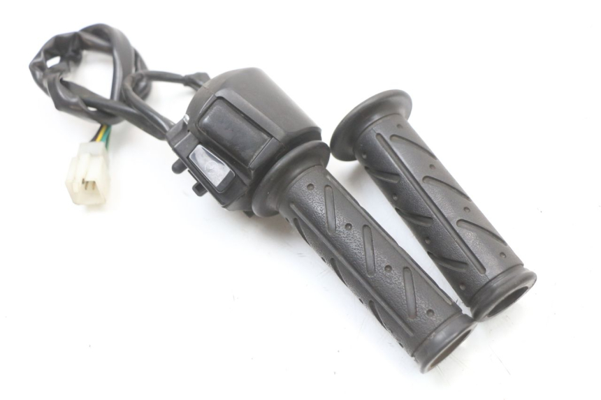 photo de RIGHT SWITCH KYMCO SUPER 8 4T 50 (2021 - 2024)
