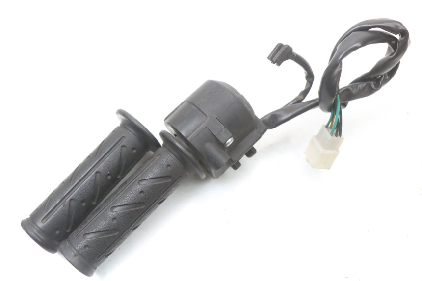 photo de RIGHT SWITCH KYMCO SUPER 8 4T 50 (2021 - 2024)