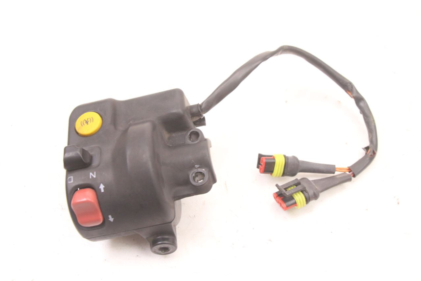 photo de RIGHT SWITCH LIGIER PULSE 3 1 (2014 - 2020)