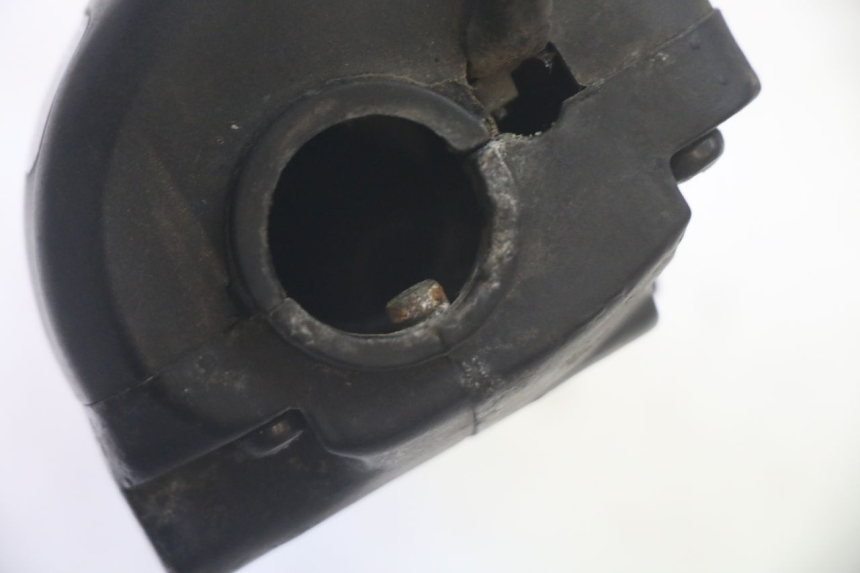 photo de RIGHT HANDLEBAR SWITCH PEUGEOT LUDIX 50 (2008 - 2017) - Fixing points details