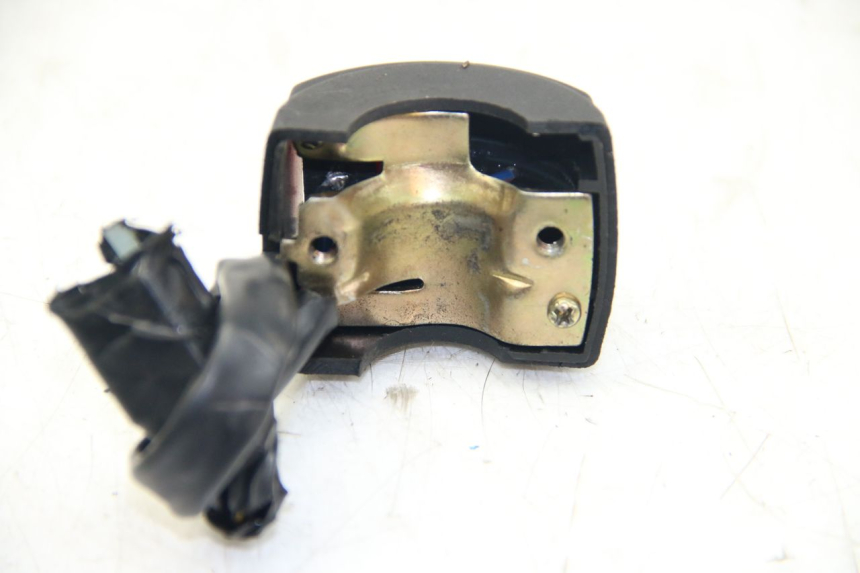 photo de RIGHT HANDLEBAR SWITCH MBK BOOSTER SPIRIT 50 (1999 - 2003)