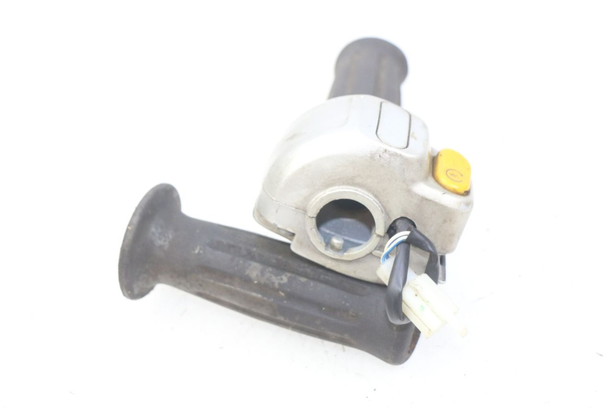 photo de RIGHT HANDLEBAR SWITCH MBK FLIPPER 50 (2004 - 2012)