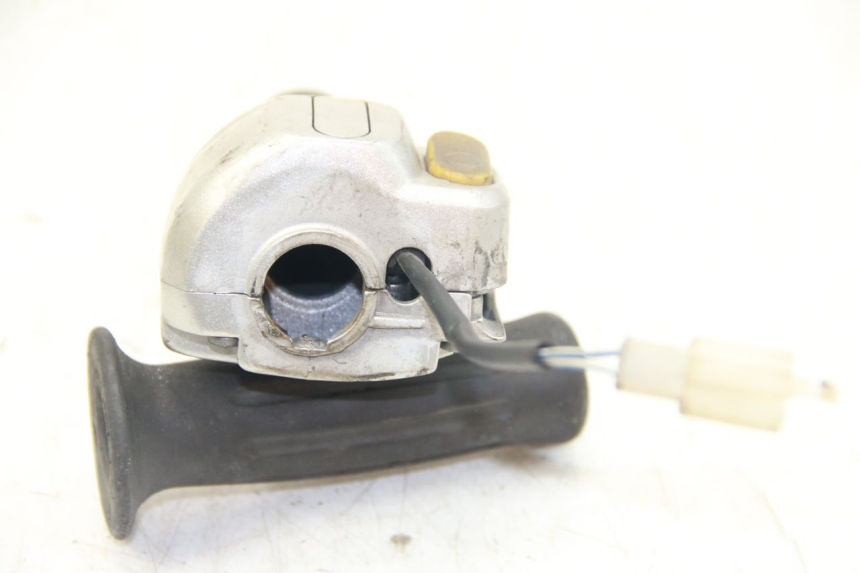 photo de RIGHT HANDLEBAR SWITCH MBK FLIPPER 50 (2004 - 2012)