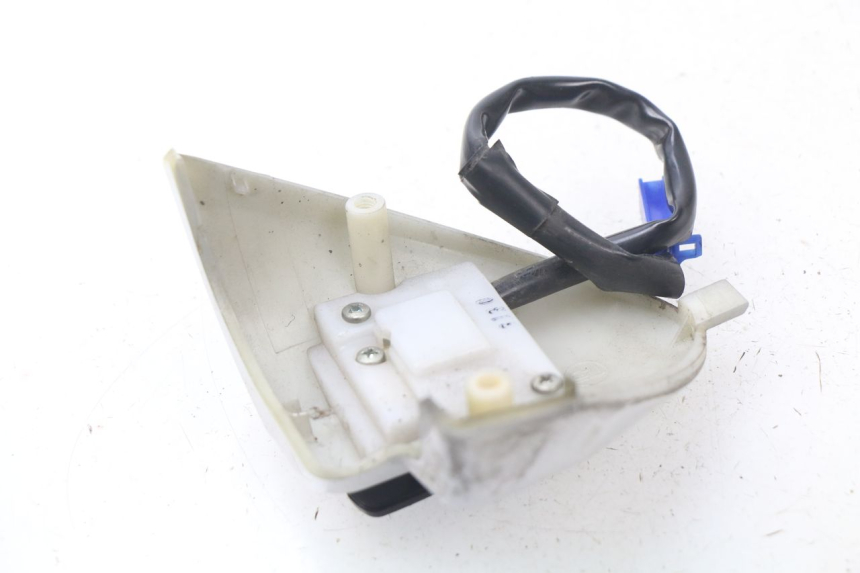 photo de RIGHT HANDLEBAR SWITCH YAMAHA NEOS NEO'S 4T 50 (2008 - 2016)