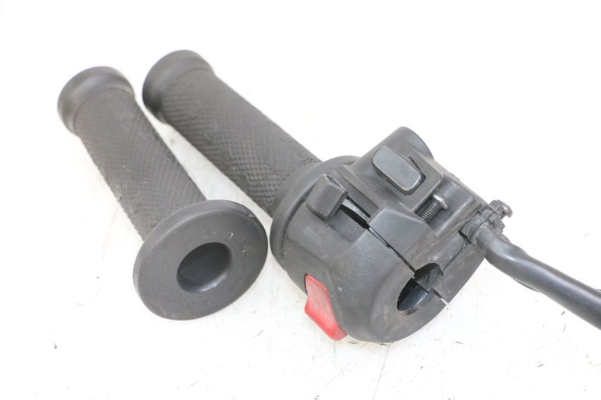 photo de RIGHT HANDLEBAR SWITCH GILERA NEXUS 125 (2009 - 2013)