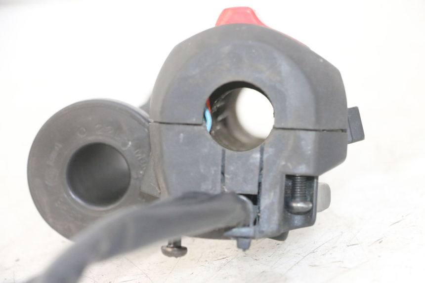 photo de RIGHT HANDLEBAR SWITCH GILERA NEXUS 125 (2009 - 2013)