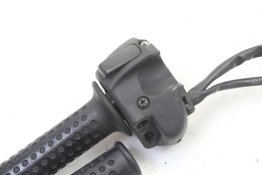 photo de RIGHT HANDLEBAR SWITCH GILERA NEXUS 125 (2009 - 2013)