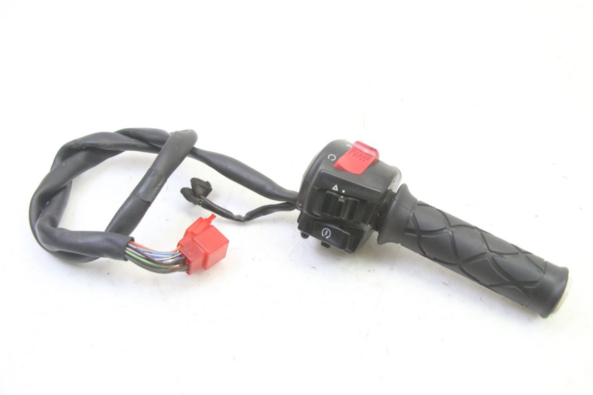 photo de RIGHT SWITCH HONDA NTV DEAUVILLE 650 (2001 - 2006)