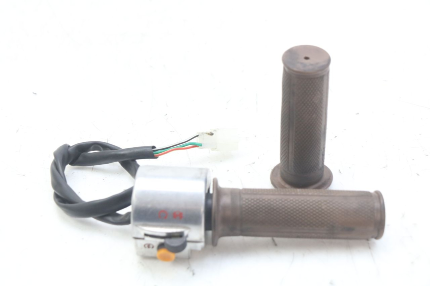 photo de RIGHT SWITCH JM MOTORS OLDIES 4T 50 (2010 - 2020)