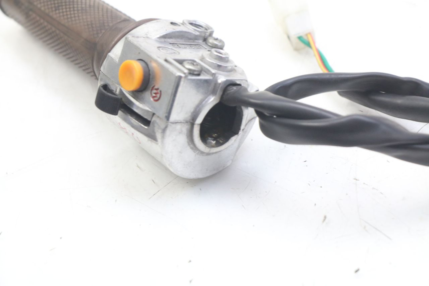 photo de RIGHT SWITCH JM MOTORS OLDIES 4T 50 (2010 - 2020)