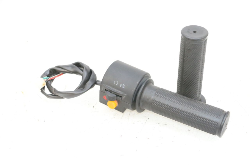 photo de RIGHT SWITCH JM MOTORS OLDIES 4T 50 (2010 - 2020) - Main view