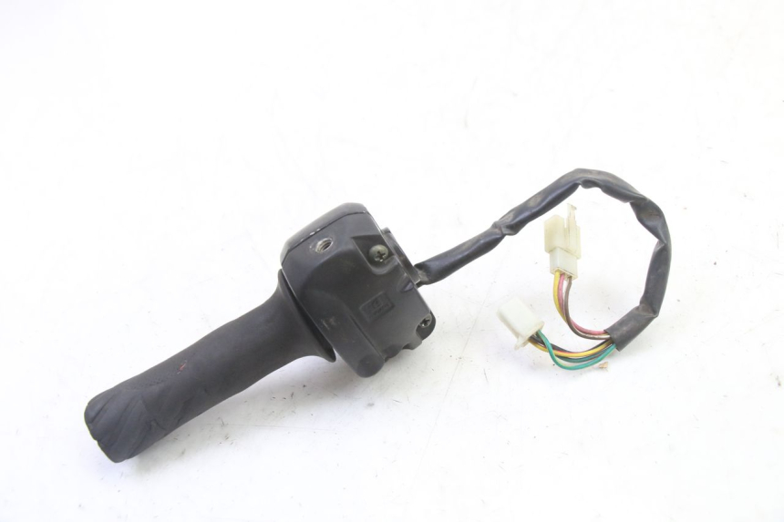 photo de RIGHT HANDLEBAR SWITCH IMF INDUSTRIE PACH 2T 50 (2009 - 2018)