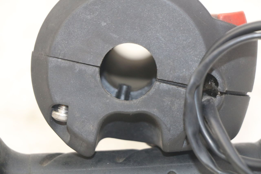 photo de RIGHT HANDLEBAR SWITCH PEUGEOT CITYSTAR 2T 50 (2018 - 2021)