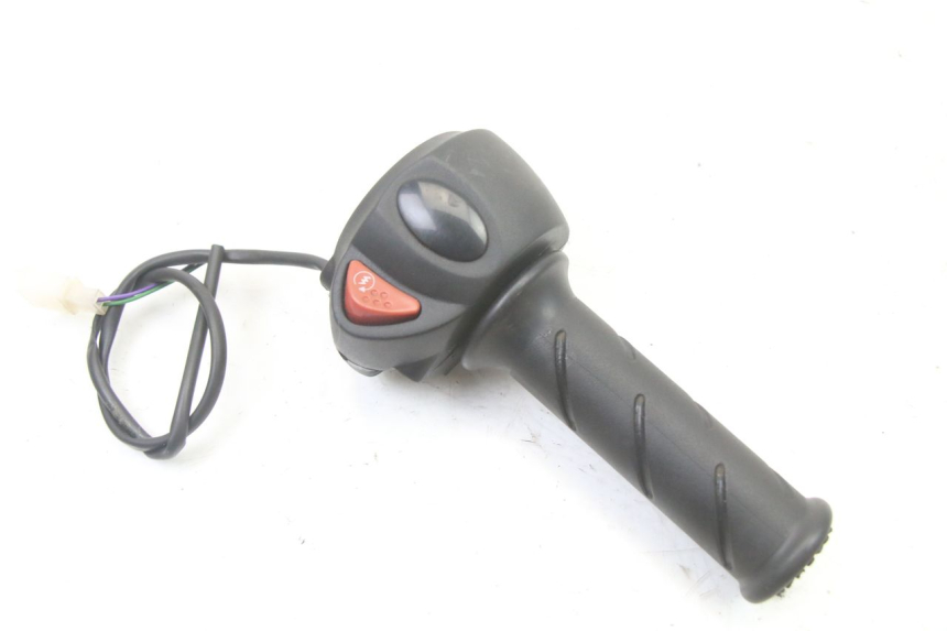 photo de RIGHT HANDLEBAR SWITCH PEUGEOT CITYSTAR 2T 50 (2018 - 2021)