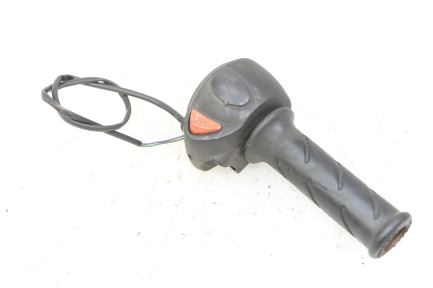 photo de RIGHT HANDLEBAR SWITCH PEUGEOT CITYSTAR 50 (2013 - 2017)