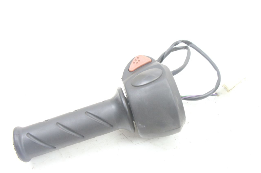 photo de RIGHT HANDLEBAR SWITCH PEUGEOT ELYSTAR 50 (2002 - 2014)