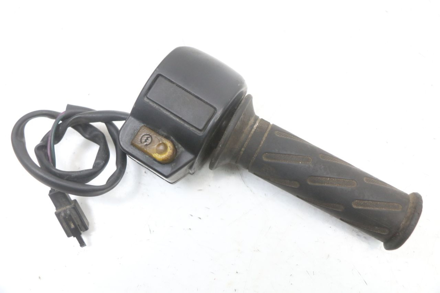 photo de RIGHT HANDLEBAR SWITCH PEUGEOT KISBEE 4T 50 (2010 - 2017)