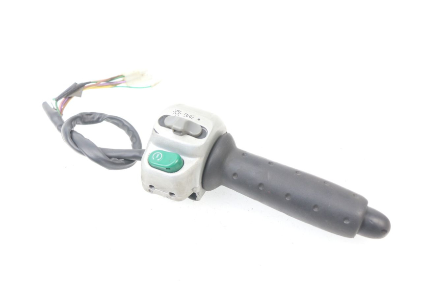 photo de RIGHT SWITCH PEUGEOT LOOXOR 125 (2002 - 2006)