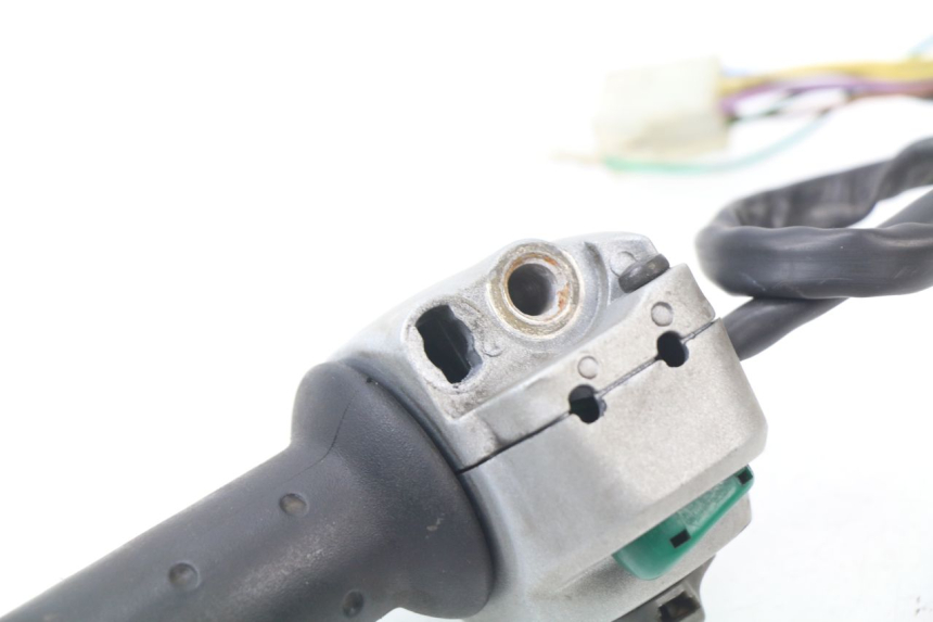 photo de RIGHT SWITCH PEUGEOT LOOXOR 125 (2002 - 2006)