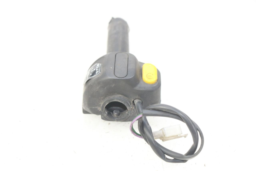 photo de RIGHT HANDLEBAR SWITCH PEUGEOT LUDIX 50 (2005 - 2007)