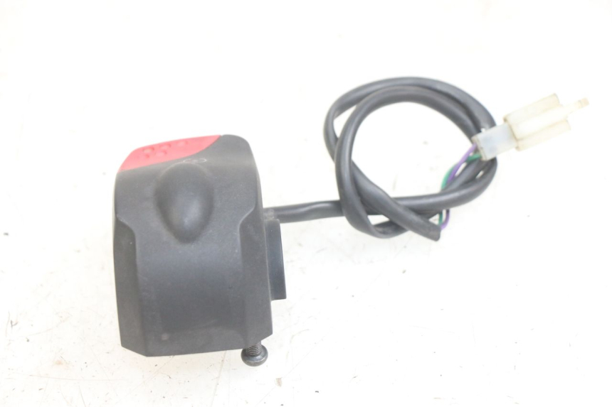 photo de RIGHT HANDLEBAR SWITCH PEUGEOT LUDIX 50 (2005 - 2007)