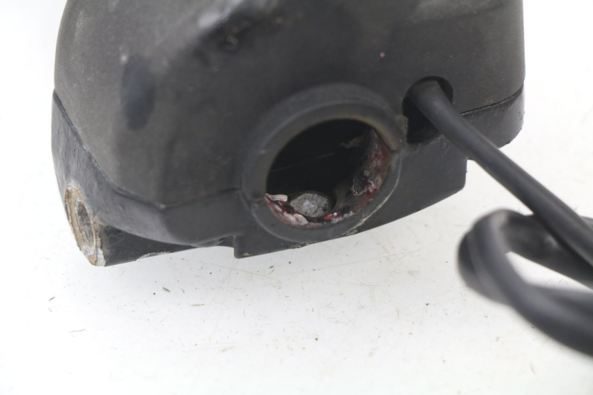 photo de RIGHT HANDLEBAR SWITCH PEUGEOT LUDIX BLASTER 50 (2006 - 2014)