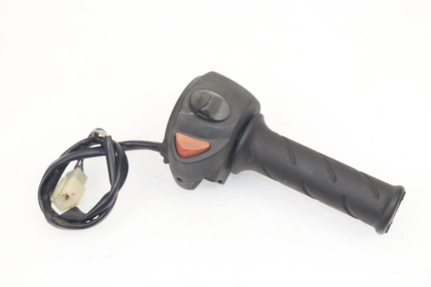 photo de RIGHT HANDLEBAR SWITCH PEUGEOT SATELIS 125 (2006 - 2009)